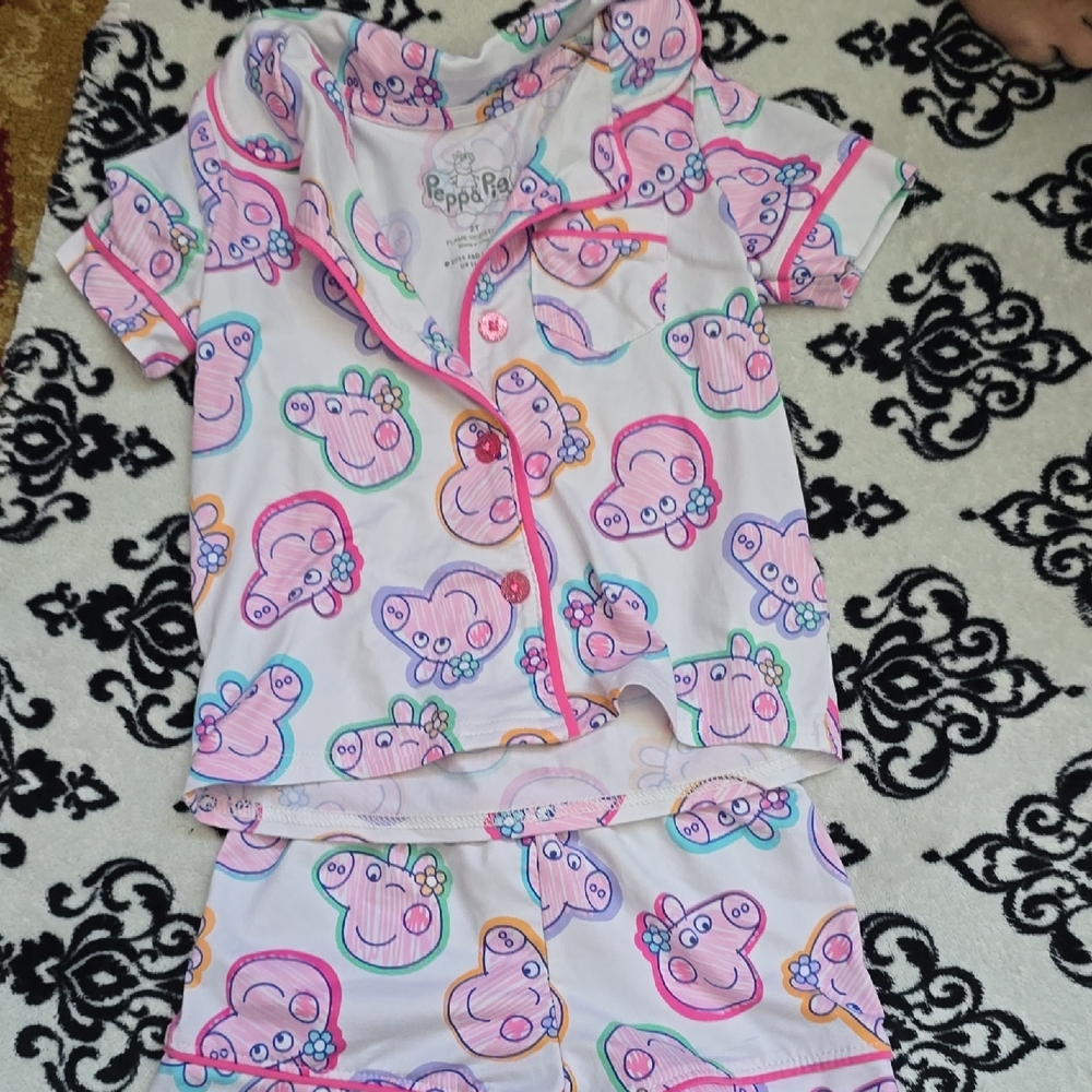 Peppa Pig Pink and White Short Pajama Set with Multicolor Peppa Faces